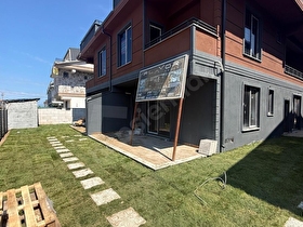 Karasu Kocaalinde HAVUZLU LÜKS SİTEDE SATILIK VİLLALAR
