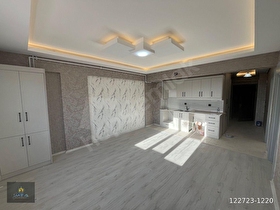 İMZADAN OSKA 4TE İÇİ YENİLENMİŞ,FULL YAPILI,İSKANLI AMERİKAN MUTFAK 2+1 DAİRE