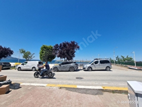 Denize sıfır liman girişinde yeni bina