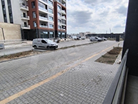 ÜNALDEN SATILIK MASRAFSIZ FIRSAT 2+1 KAPALI MUTFAK