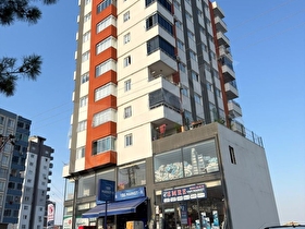 Rüzgar Gayrimenkulden Osamangazide Bulvar Üzeri 3+1 Satılık Daire