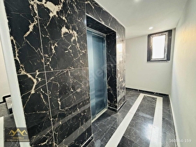 2+1 SATILIK ARAKAT DAİRE MERKEZDE