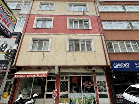 PİRİMEHMET MAHALLESİ ÇARŞI MERKEZ 4 KATLI BİNA SATILIKTIR.