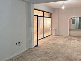 Merkezi Konumda 2 Odalı Satılık Dükkan | Karasu!!