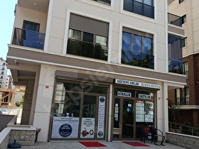 Göztepe Okullar Bölgesinde 24m2 Tuvaletlı Kombili Dükkan