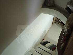 ASİLDEN MAŞUKİYENİN EN MERKEZİ SİTESİNDE SATILIK VİLLA