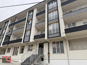 MÜHENDİSTEN BALKONLU İSKANLI SATILIK DAİRE