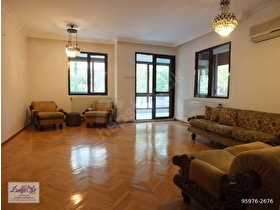 bostanlı  satılık 3+1 akbank sokakları bakımlı  daire
