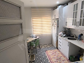 MİTHATPAŞADA TEK KATLI MÜSTAKİL EV 220 m2 3+1 KAPALI MUTFAK