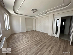 EV CENTERDAN ABDÜLHAMİDHANDA ULAŞIMI KOLAY GENİŞ 2+1 DAİRE