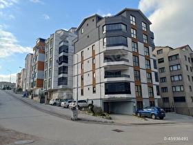 okullar bölgesinde arakat ayrık  nizamli 2+1