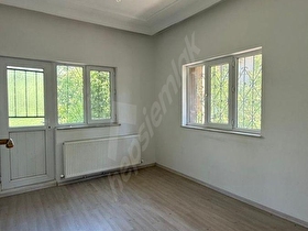 ÖZ GAYE EMLAKTAN DEVELİ FENESEAŞAĞI MAHALLESİNDE SATILIK MÜSTAKİL EV
