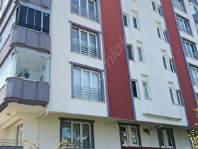 BARUTHANE ÖĞRETMENLER SİTESİNDE 3+1 KİRALIK DAİRE