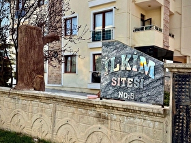 İLKİM SİTESİNDE SATILIK 1+1 EŞYALI DAİRE