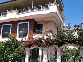 SAHİBİNDEN ÖZDEREDE DENİZE 300 M,EŞYALI KİRALIK TRİPLEX VİLLA