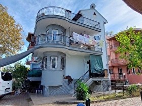 GİRNE MAHALLESİNDE CADDE ÜZERİ SATILIK 4+1 TRİPLEX/VİLLA