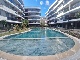 KUŞADASINDA KONFORLU TATİL KEYFİNDE SATILIK 2+1 DAİRE