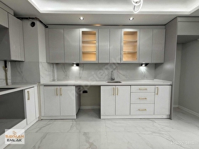 SAYMAN EMLAKTAN ZAFERTEPEDE ULTRA LÜKS FIRSAT 2+1 DAİRE