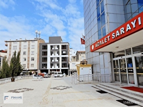 ÜNYE ADLİYE SARAYI KARŞISINDA ÖZEL KONUMDA 1+1 DAİRE-OFİS