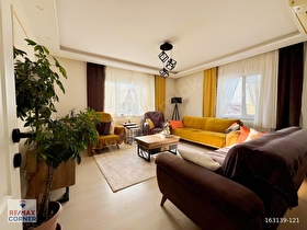 ÇANAKKALE İSMETPAŞA ÇARŞI İÇİNDE 1+1 FİYATINA 2+1 SATILIK DAİRE
