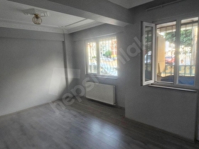 GÜRSU KURTULUŞDA SATILIK YÜKSEK GİRİŞ FERAH 2+1 DAİRE..