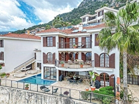 ALANYA BEKTAŞ’TA PANORAMİK DENİZ MANZARALI MÜSTAKİL HAVUZLU MUHTEŞEM 6+2 VİLLA