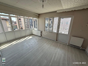 TOPRAKLIKDA ACİL  SATILIK 2+1 BALKONLU DAİRE