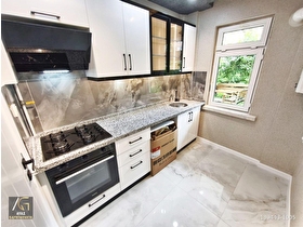 KEÇİÖREN TEPEBAŞI MAHALLESİNDE TEPEBAŞI GÖBEK YAKINI KOMPLE ÖN CEPHE BAĞIMSIZ FULL YAPILI 3+1 DAİRE