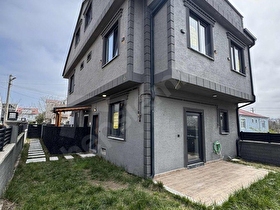 YILIN FIRSATI KACMAZ FIRSAT GENİŞ BAHÇELİ 3+1 GENİŞ ODALI VİLLA