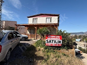 TAVŞANTEPEDE SATILIK 3 KATLI MÜSTAKİL EV