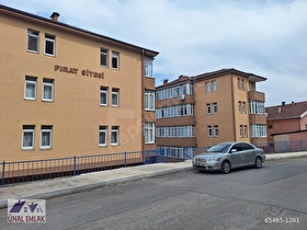 ÜNAL EMLAKTAN KAYABAŞI MAHALLESİ YAYLACIKTA SATILIK 3+1 DAİRE
