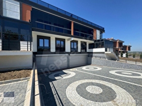 AK AUTO GAYRİMENKULDAN Tekirdağ Süleymanpaşa Atatürk Mahallesi Satılık 4+1 Villa
