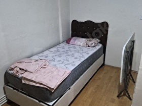 ögrenciye , bayana oda ev