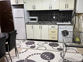 YUNUSEMRE’DE SATILIK EŞYALI 1+1 APART APART