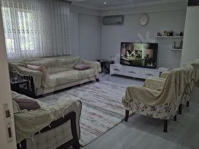 BAĞBAŞI ACIPAYAM BULVARI CEPHELİ ASANSÖRLÜ ARAKAT DAİRE SATILIK