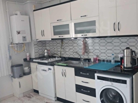 KONAK MAHALLESİ ARENA OTEL ARKASINDA 2+1 KOMBİLİ YENİ DAİRE