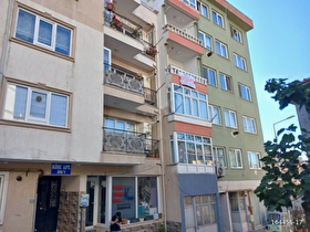 BURGAZDA SAHİLE YÜRÜME MESAFESİNDE MASRAFSIZ SATILIK 2+1 DAİRE