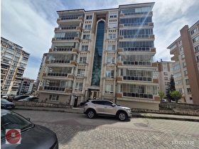 EDİRNE MERKEZ ŞÜKRÜPAŞA GÖLET YANINDA LÜKS SATILIK 4+1 DAİRE
