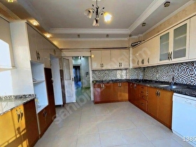 🏡 ACİL SATILIK! ŞEHİTKAMİL OSMANGAZİ’DE 230 m²-TAPULU KAPALI GARAJLI- 3 CEPHELİ 3+1 DAİRE