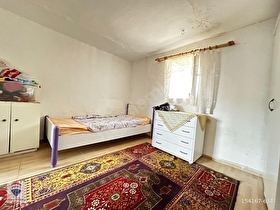 KALEKÖYDE 2.200 M² ARSA İÇINDE MÜSTAKIL TAPULU, ÇIFTLIK EVI