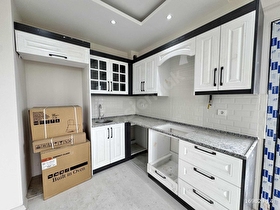 ASİL EMLAKtan MURADİYE MAHsinde 1+1 ARAKAT SIFIR DAİRE