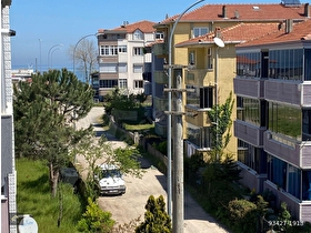 KARASU ÇİĞDEM EMLAKTA...DENİZ MANZARALI & EŞYALI & 3.KAT ^^2+1^^