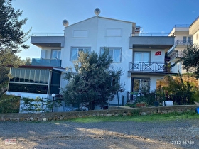 BURHANİYE PELİTKÖYDE SAHİLE 500 METRE 4+2 TERASLI İKİZ VİLLA...