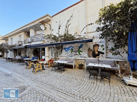 Seferihisarda Merkezi Konumda, Sakin Sokak Girişinde, Faal Cafe