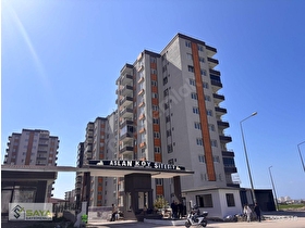 ARSUZ KARAAĞAÇ CUMHURİYET MAH. ASLANKÖY SİTESİ DAĞ&DENİZ MANZARALI ARA KAT SATILIK 2+1