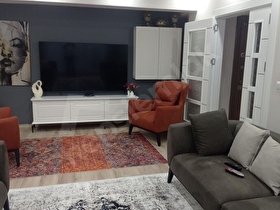 MERKEZİ KONUMDA GENİŞ 3+1 160 M2 FIRSAT DAİRE