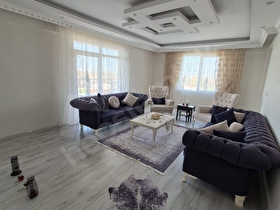 KARŞIYAKA MAH 3+1 ÖZEL İMARLI 140 M2 EBEVEYN BANYOLU FUUL YAPILI 5 YILLIK BINA
