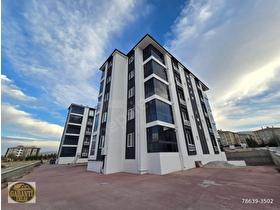 Toros Mah. Arakat Site İçi Geniş  1+1 Satılık Daire.