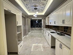 AKKENT PROTOKOL YOLU ÜZERİ VADİ MANZARALI 3.5+1 ARA KAT 160 M2