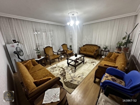 GAZİKENT MAHALLESİNDE SATILIK GENİŞ BAKIMLI 3+1 DAİRE
